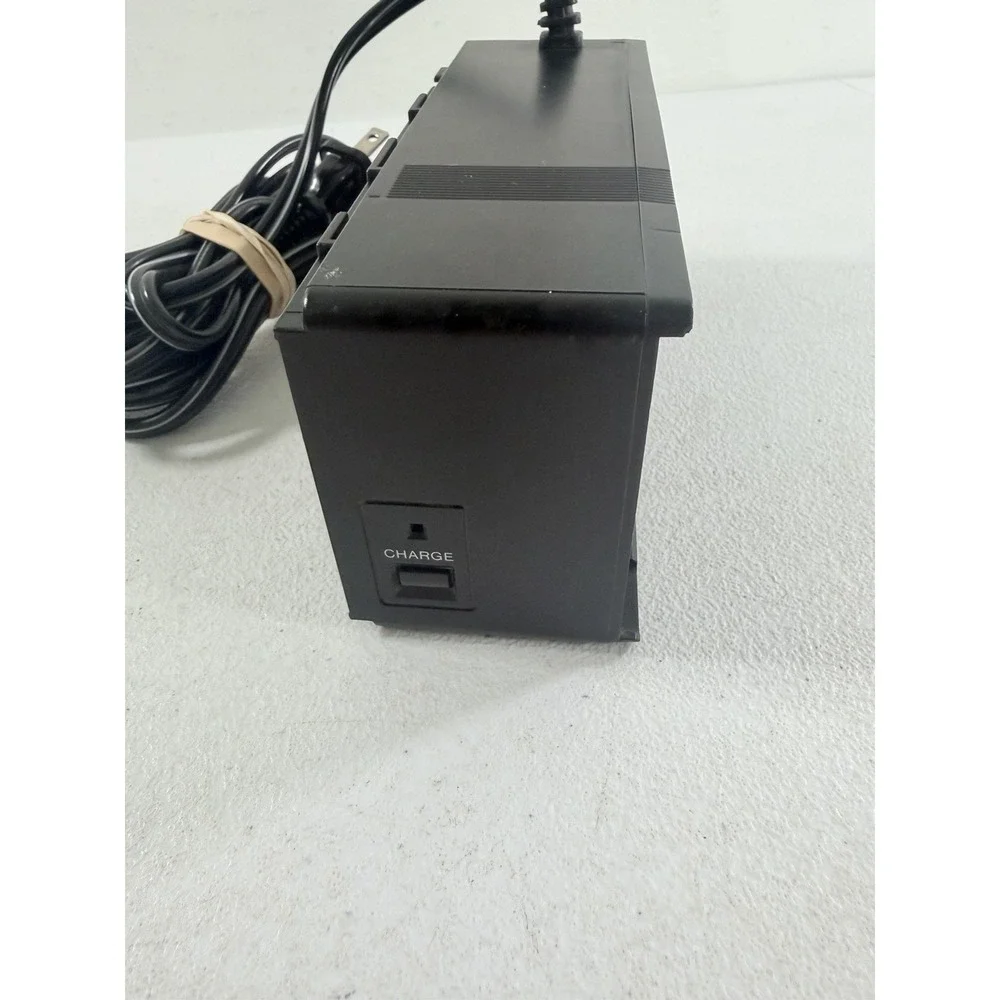 Sears Roebuck A-C25AST E72288 AC Adaptor Camcorder Battery Charger Power Supply